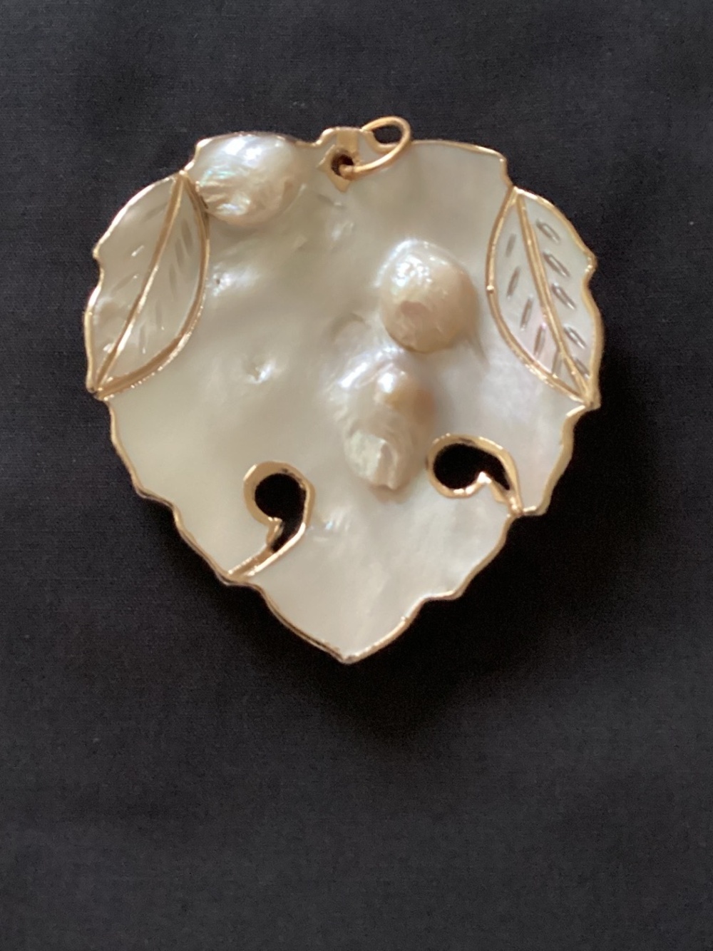 Mother of Pearl & Pearl Pendant